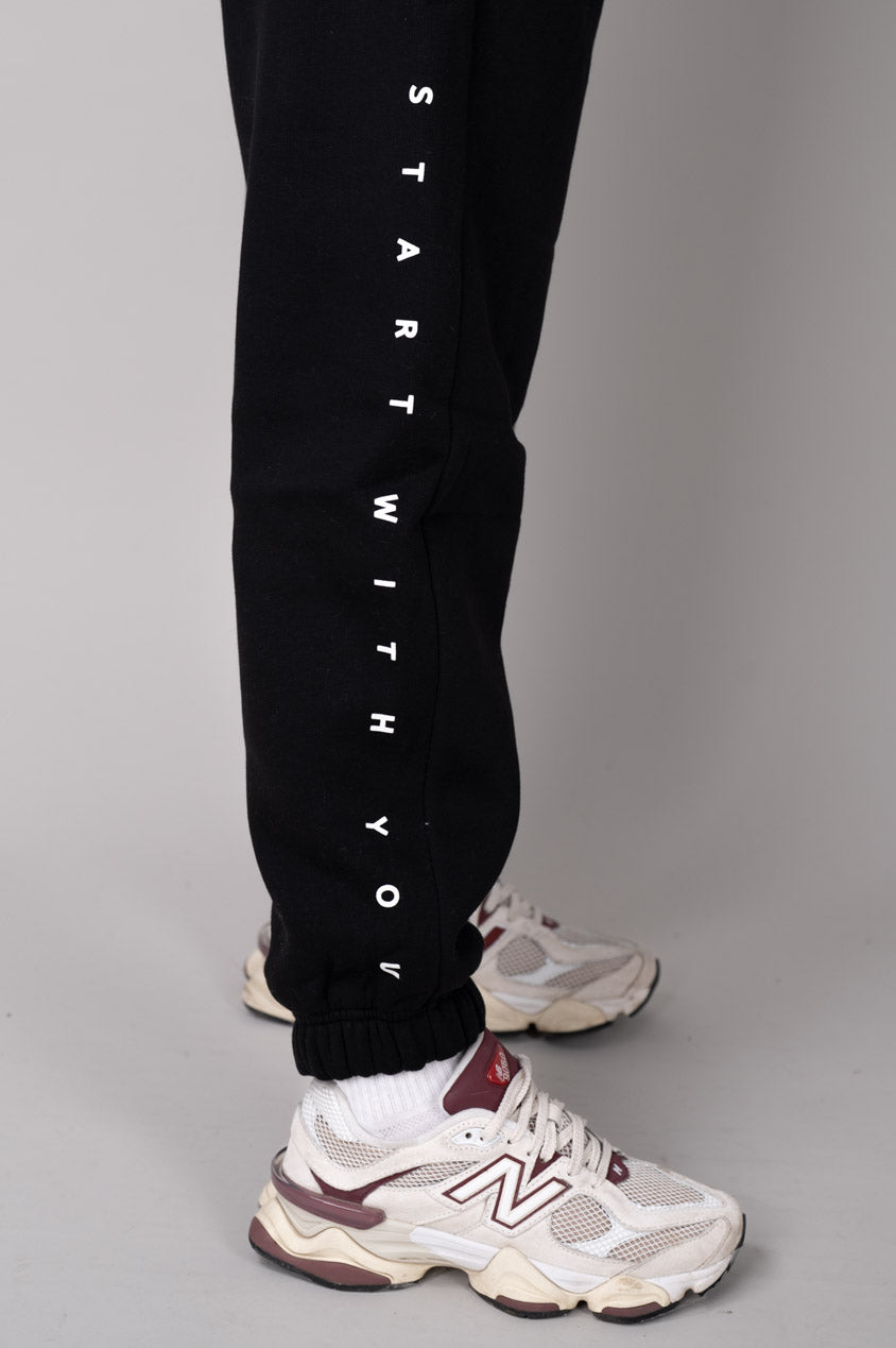Ease joggers black-logo
