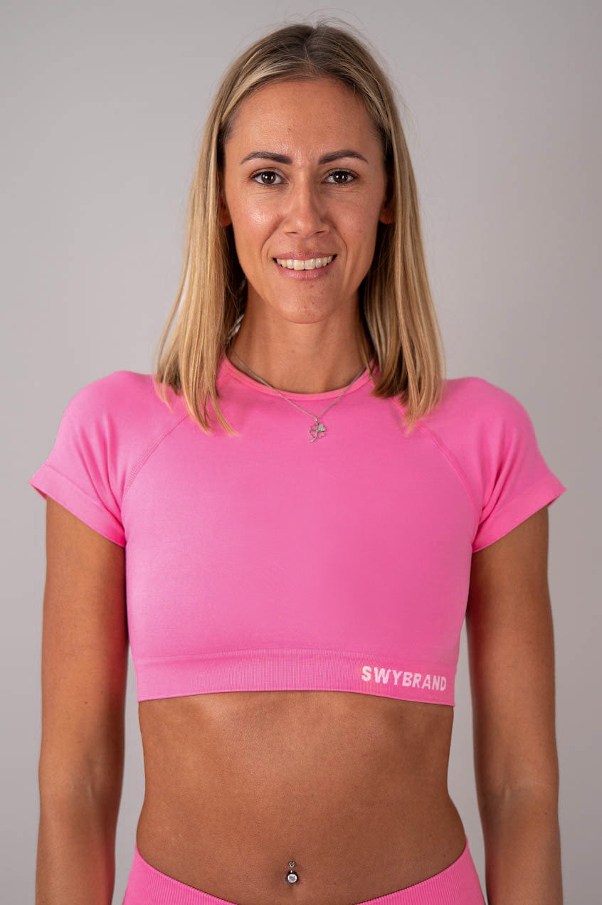 Elevate crop top maniche corte