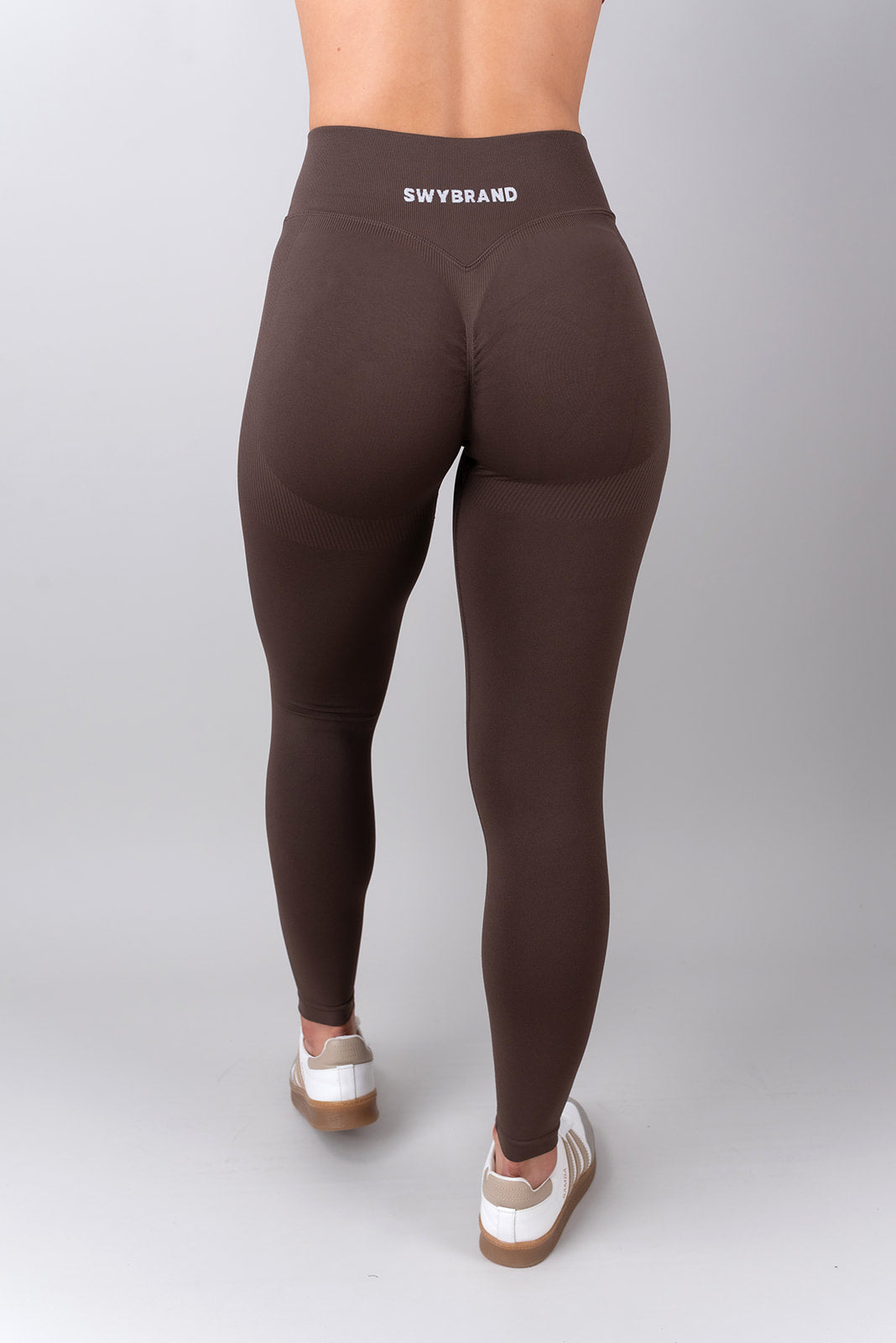 Swy Brand Statement pajkice v rjavi barvi, pogled od zadaj