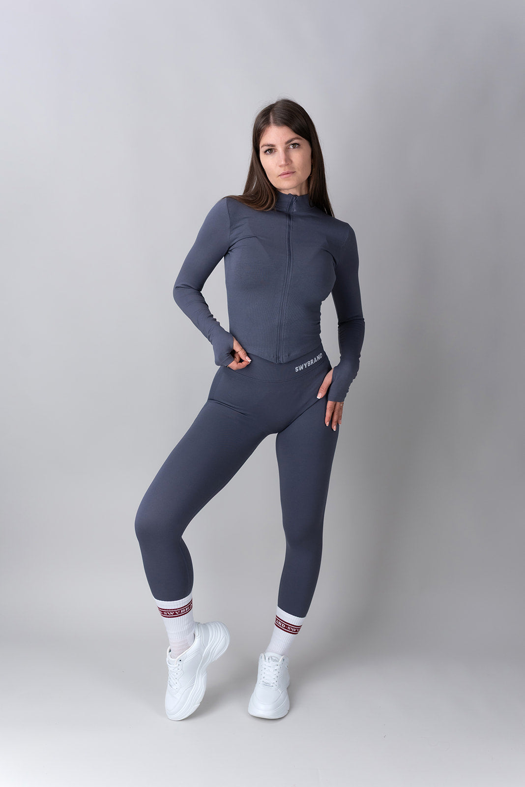 Swy Brand Statement komplet v navy barvi, pogled od spredaj