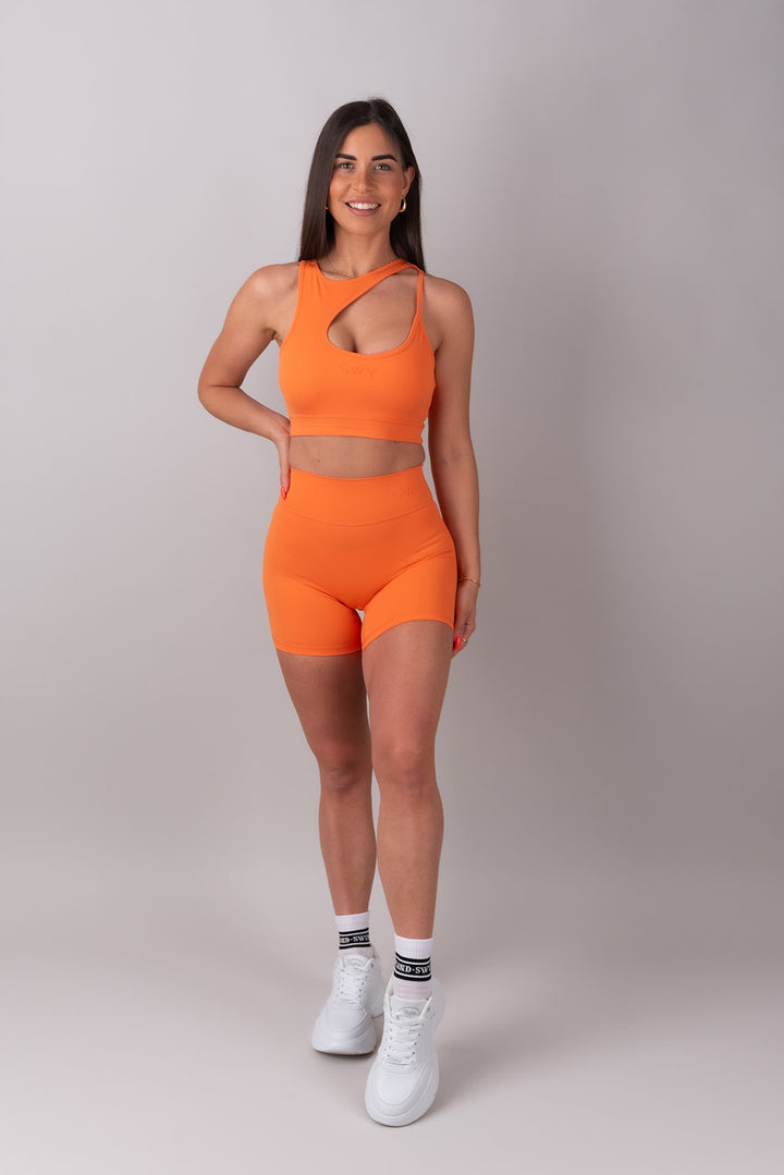 Sleek Cut-Out Nedrček