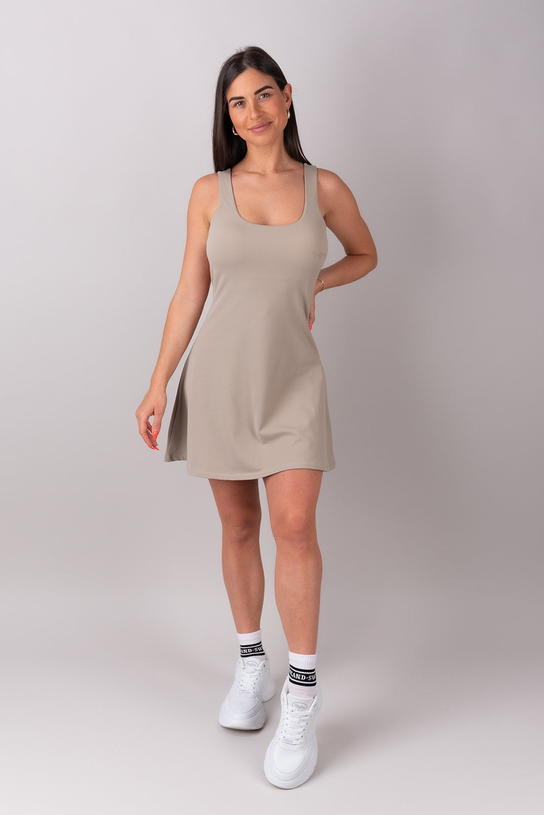 Sleek Vestito