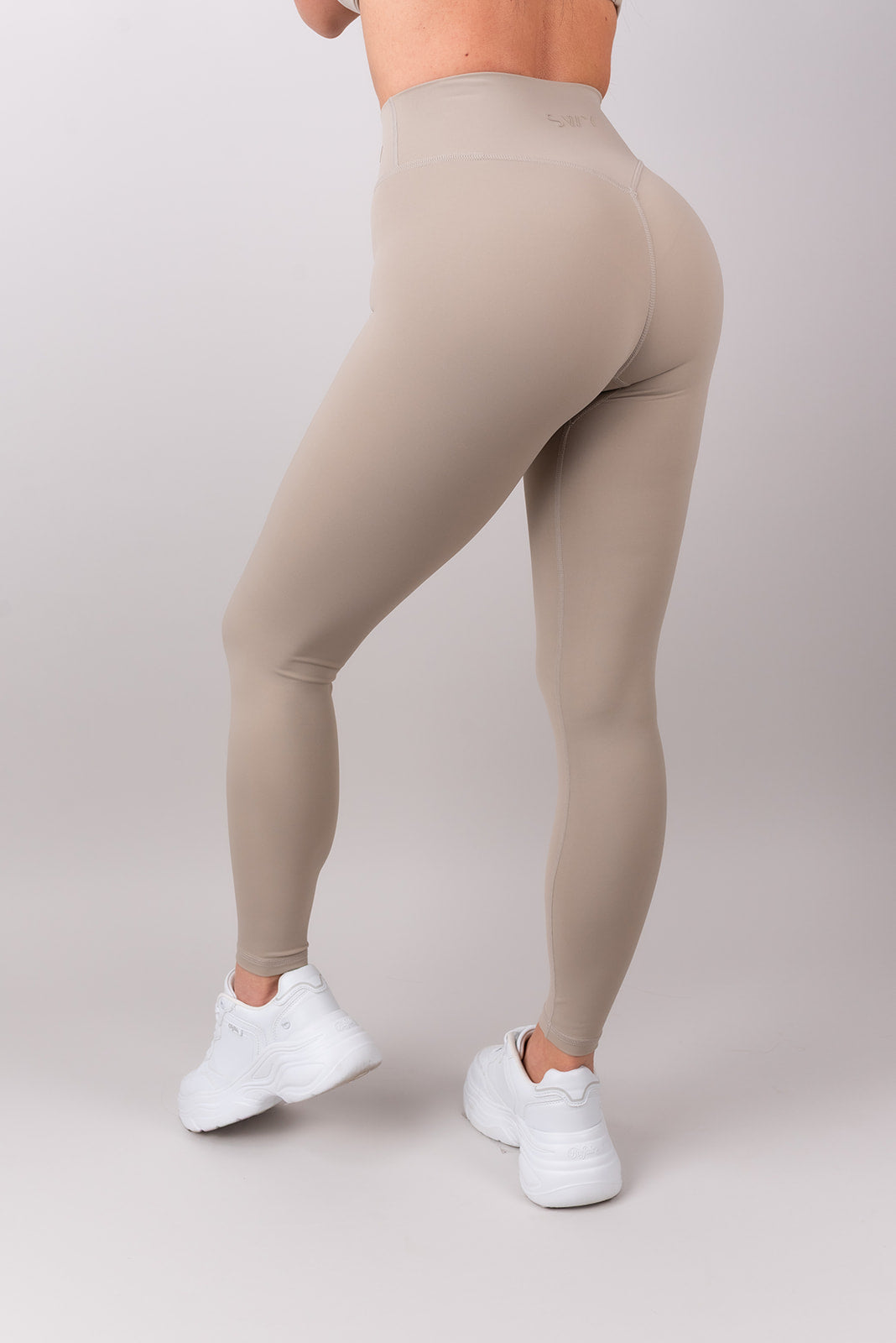 Sleek Classic Leggings