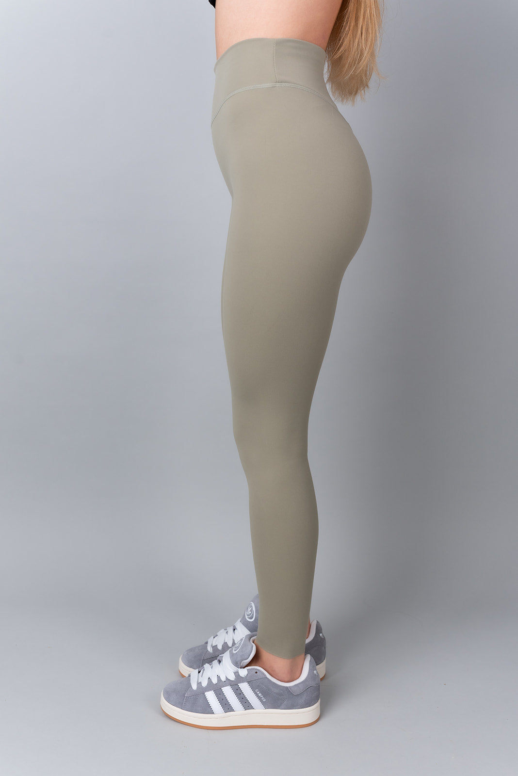 SoftLux No Slip Leggings – SWY Brand