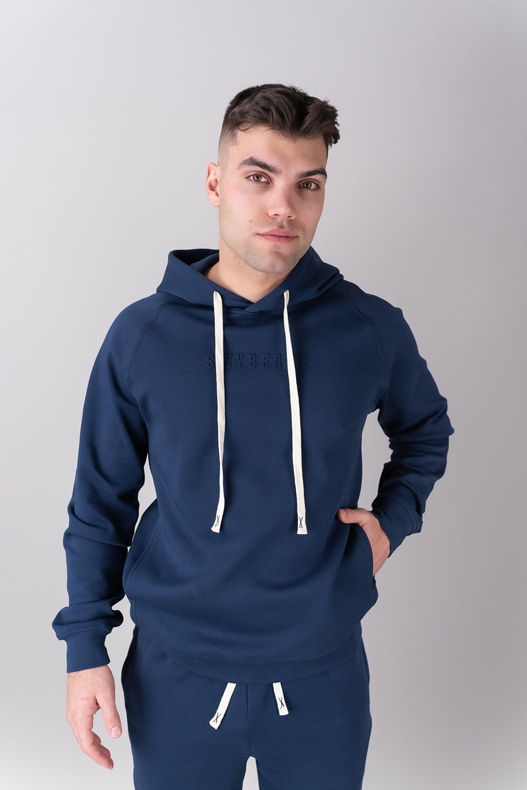 Základná mikina s kapucňou