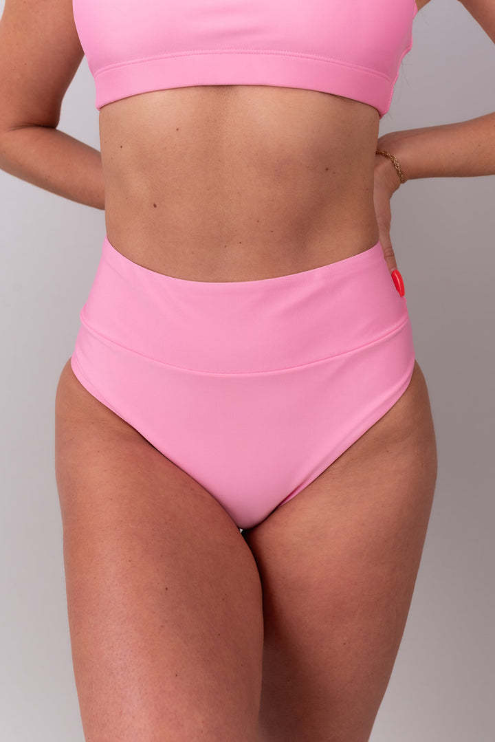 Shell Queen Bottom Raspberry