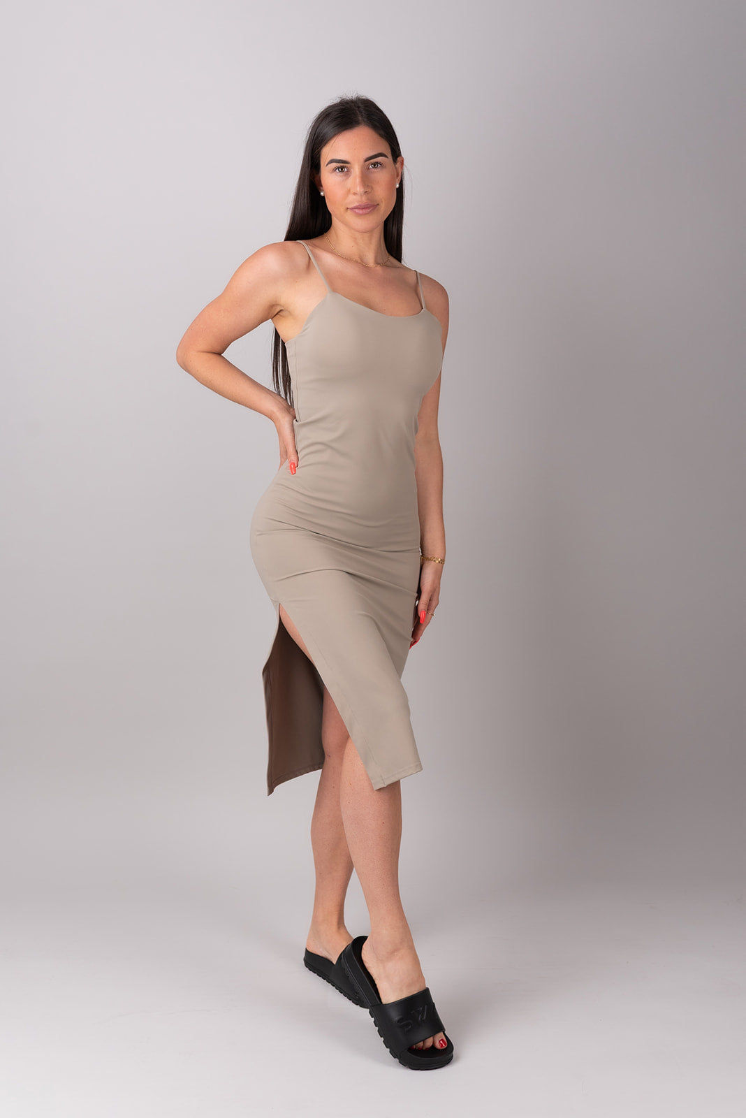Elegantna obleka