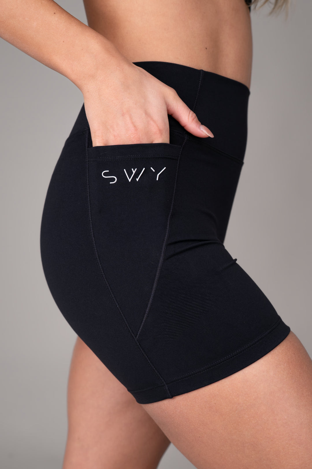 Evolve Kratke Hlače