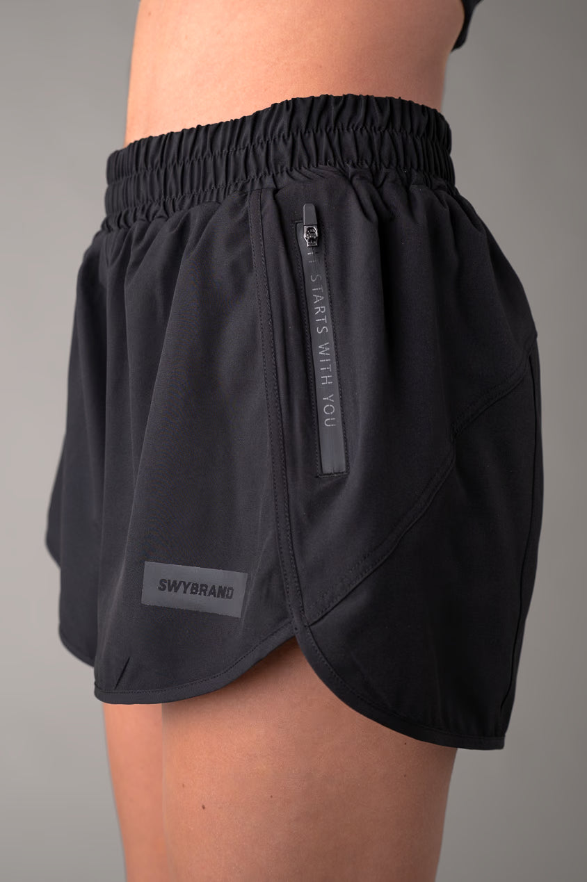 Outdoor Short Crne