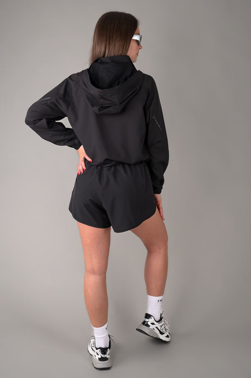 Outdoor Short Crne