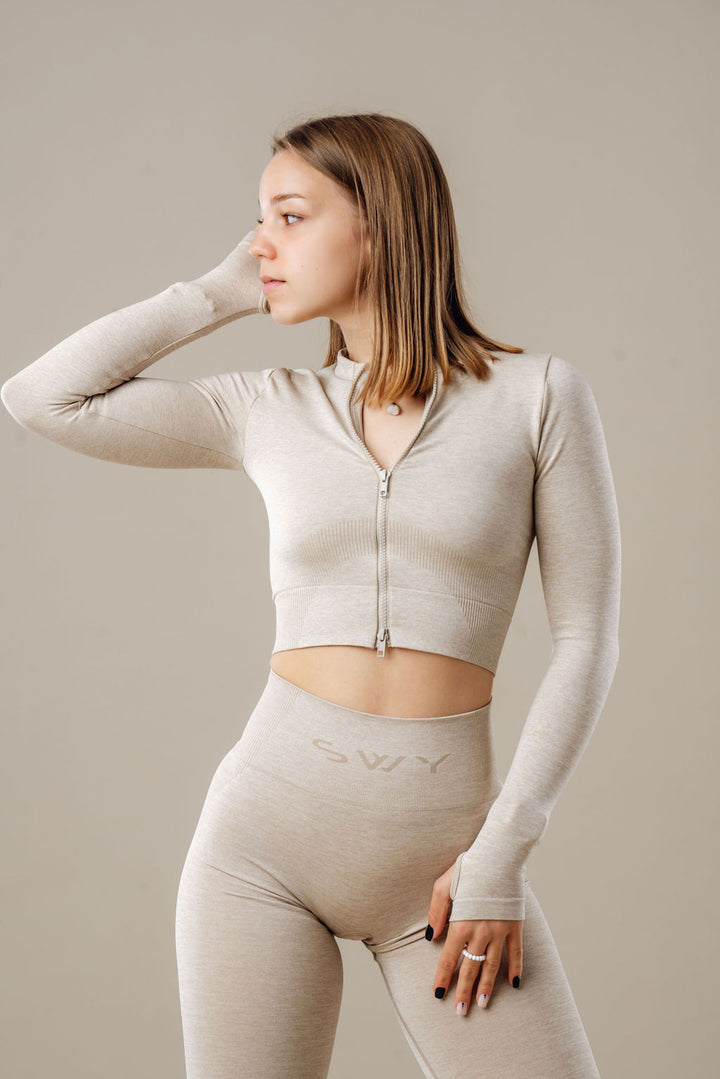 Lasting Seamless Zip Crop Shirt