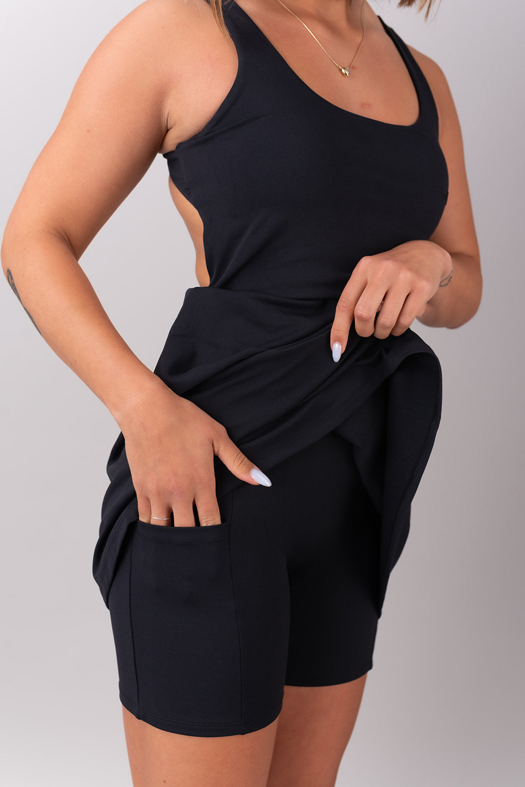 Sleek Vestito