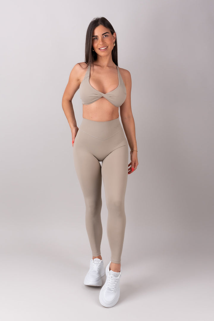 Sleek Classic Pajkice