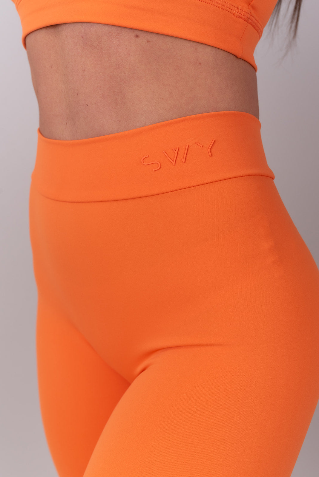 Sleek Pop Leggings