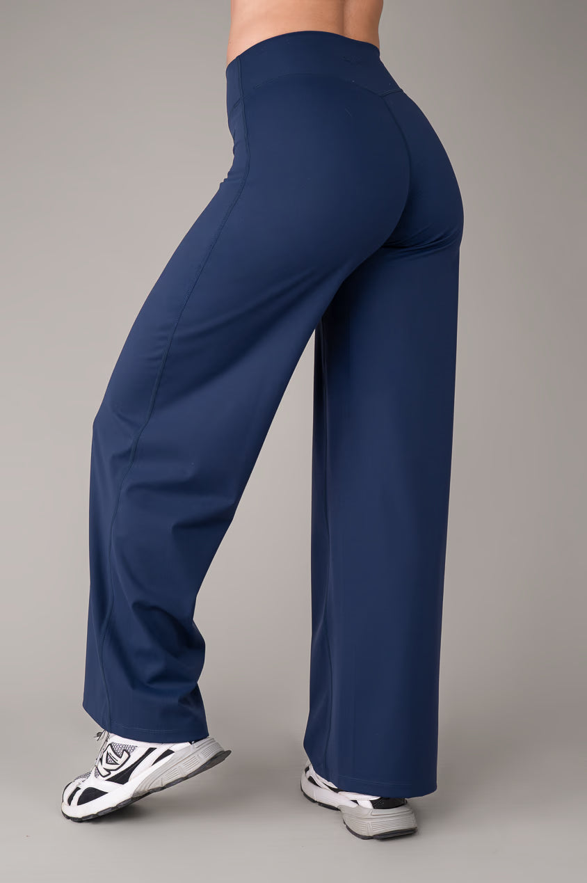 SoftLux Wide Bottoms